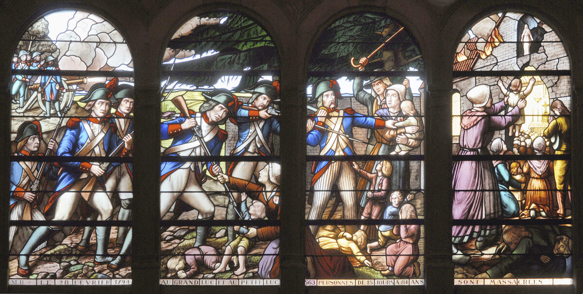 169_07_Les_Lucs_sur_Boulogne_Eglise_Vitrail_Sud_360dpi_A.jpg